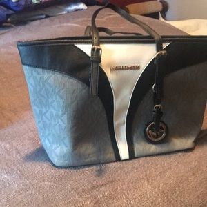 Knock off Michael Kors bag